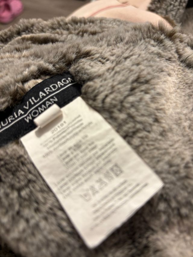 Abrigo rosa con capucha talla 44 largo 65 cm q