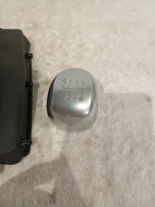 Pomo y funda cambio Peugeot 308 II T9