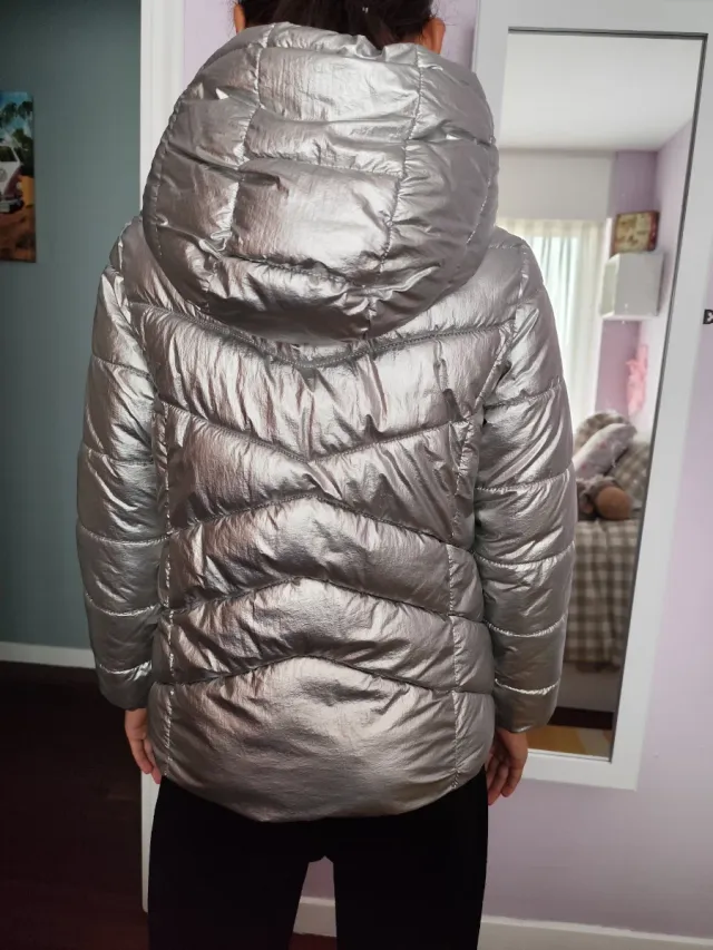 Cazadora plateada niña
