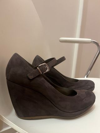 Zapatos cuña Geox marrones talla 38