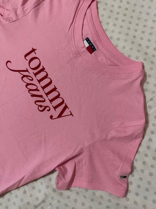 Camiseta Tommy Jeans Rosa