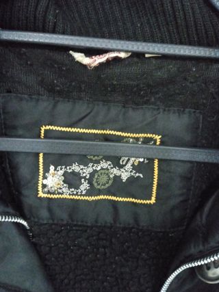 Chaquetón negro largo