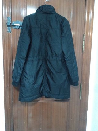 Chaquetón negro largo