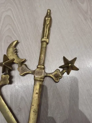 Antiguas Pareja espadas latón