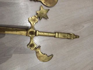 Antiguas Pareja espadas latón