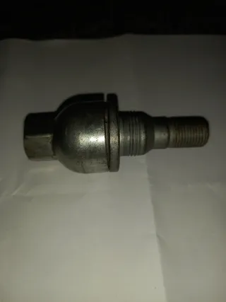 15 Tornillos Ruedas Citroen Peugeot