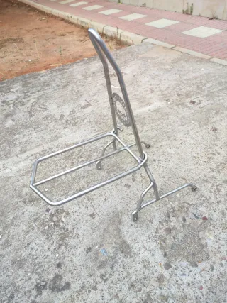 Soporte de respaldo portaequipaje