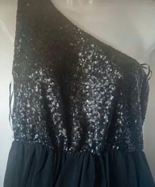 Vestido de fiesta con lentejuelas