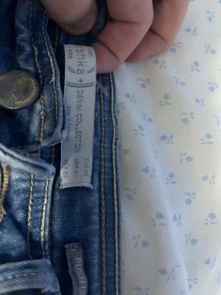 Pantalones vaqueros Bershka