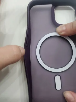 Funda iPhone 14 Morada 