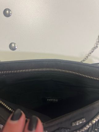 Bolso fiesta Parfois plata y negro