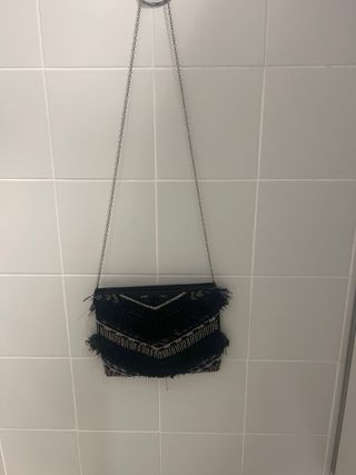 Bolso fiesta Parfois plata y negro