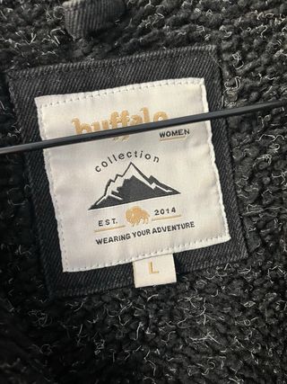 Cazadora Buffalo Negra Talla L con Chiporro