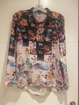 Camisa floral Bershka Talla L