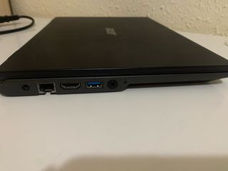 Portátil Acer Negro con Cargador