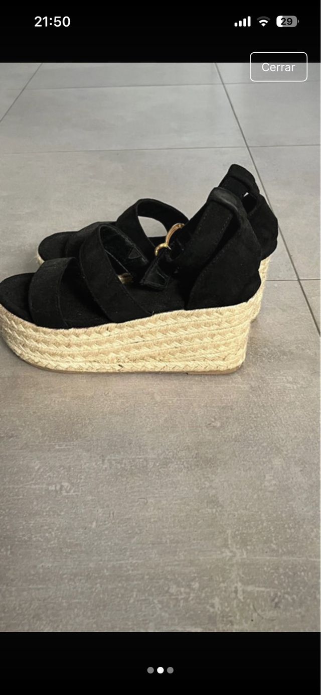Sandalias negras cuña esparto
