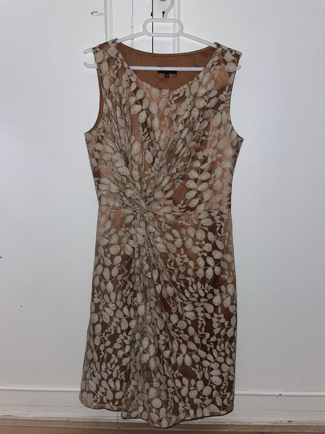 Vestido corto sin mangas estampado