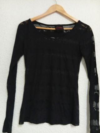 Camisa negra transpare blusa cuadros y blusa azul