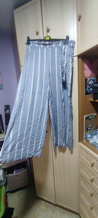 Pantalón de vestir de verano a rayas