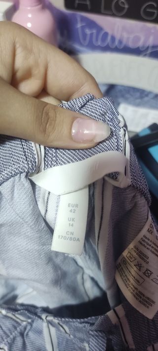 Pantalón de vestir de verano a rayas