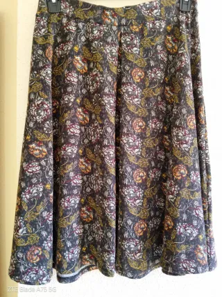 Falda de invierno estampada