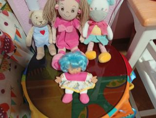 Lote peluches y muñecas Barriguitas