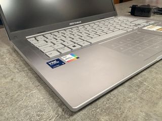 Asus Vivobook F1404VA I7 1355u / 16Gb/512Gb NUEVO!