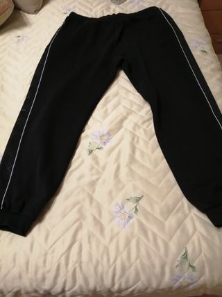 Pantalón chándal Guess negro