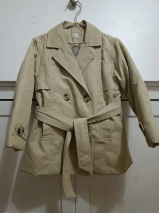 Gabardina Zara 18-24 meses