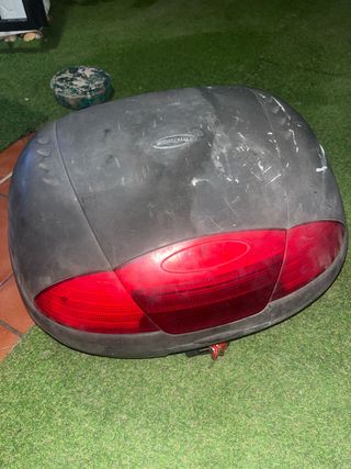 Baúl moto con soporte
