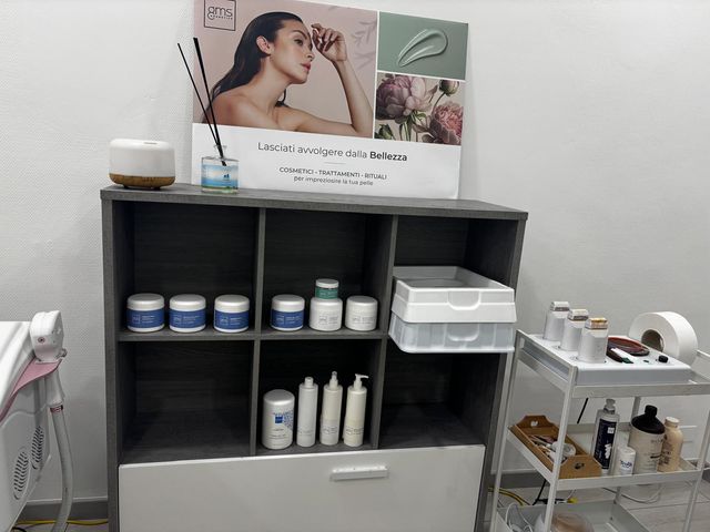 Armadio Dego 6 vani + cassettone