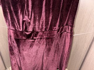 Tuta elegante in velluto viola