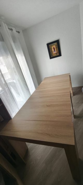 Mesa consola extensible madera (y sillas gratis)