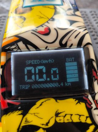 Hoverboard A8 con cargador. 