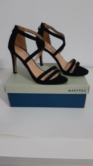 Zapatos de fiesta Marypaz negros talla 37