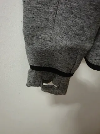 Sudadera con cremallera