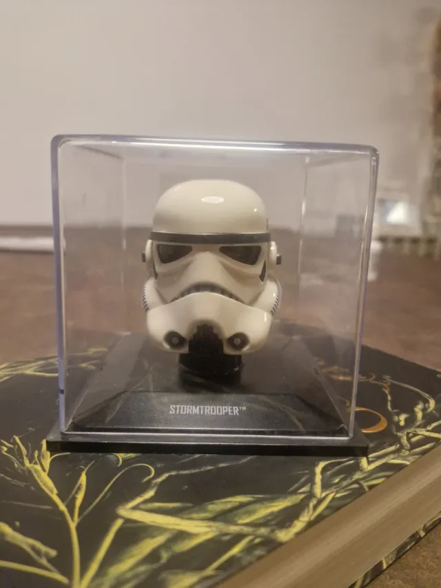 Casco Stormtrooper Figura con Caja
