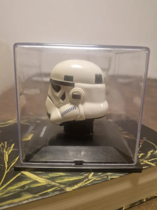 Casco Stormtrooper Figura con Caja