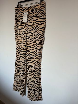 Pantalones Zara Animal Print Talla M
