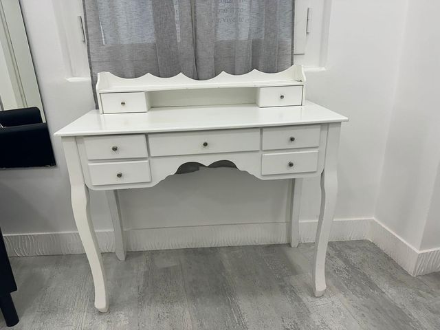 Scrivania trucco 7 cassetti