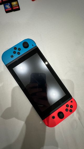 Nintendo Switch Verde y Rosa 
Nintendo azul rojo