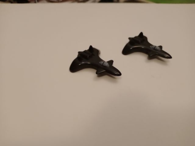 Tente aviones Stealth negro