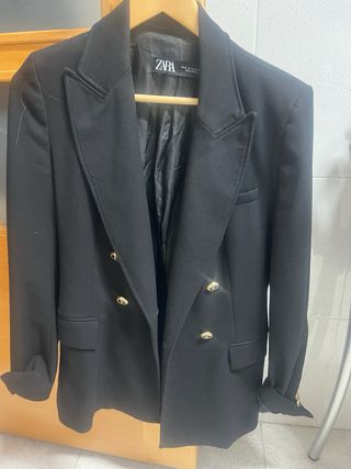 Americana Zara Negra Mujer