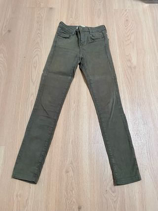 Pantalón pitillo Zara