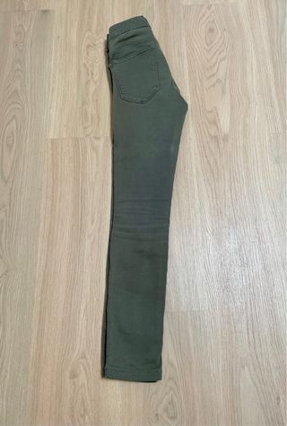 Pantalón pitillo Zara