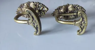 PAREJA PERCHAS COLGADORES DE BRONCE ANTIGUOS