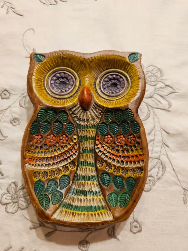 Adorno de cerámica búho
