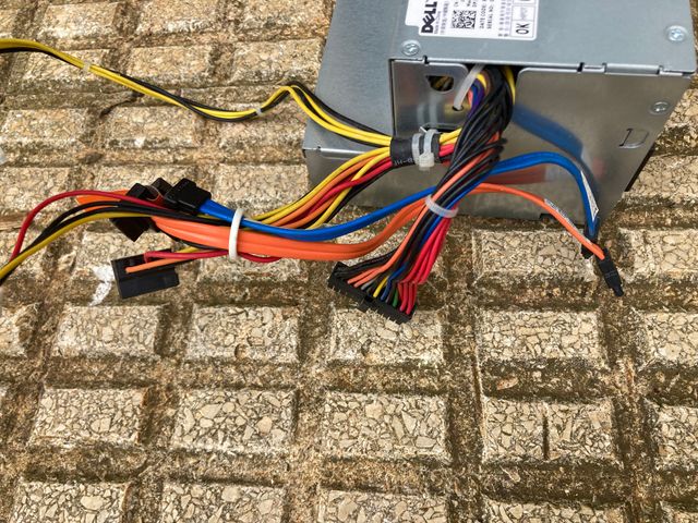 FPC15 Fuente PC Dell L255P-01 T164M