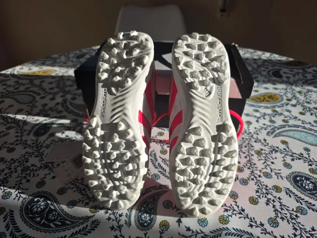 Adidas Predator League Botas Fútbol Rojas. Talla33