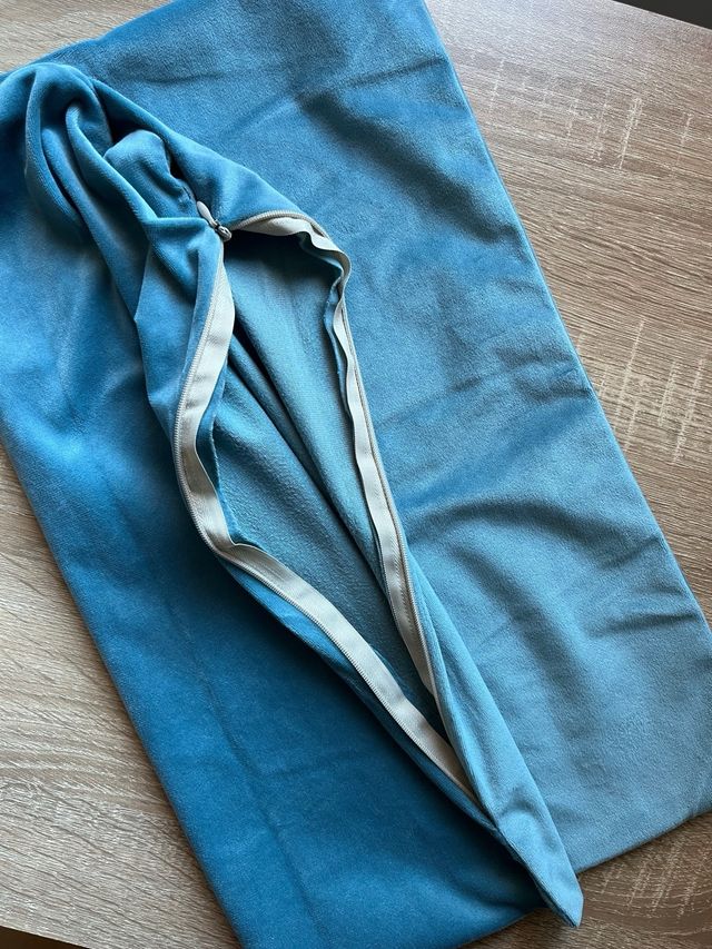 Funda cojín terciopelo turquesa